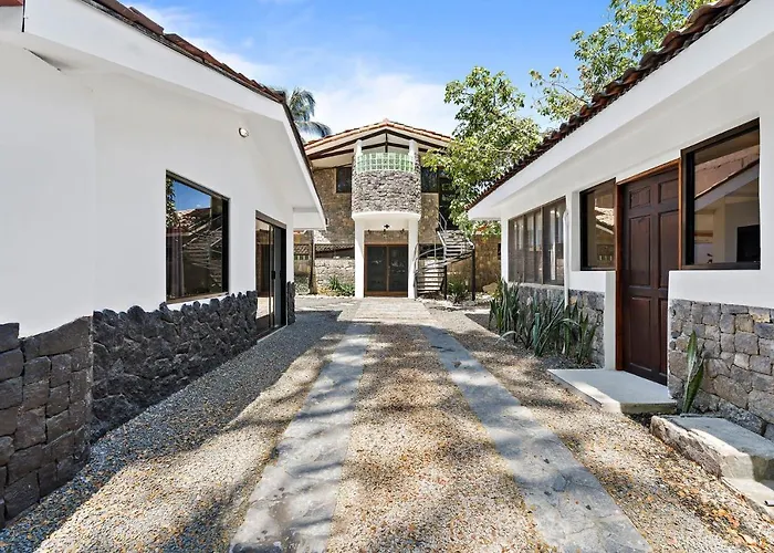 Сasa de vacaciones Playa - Beachfront Villa, Big Private Pool - Casa Bella Catalina *